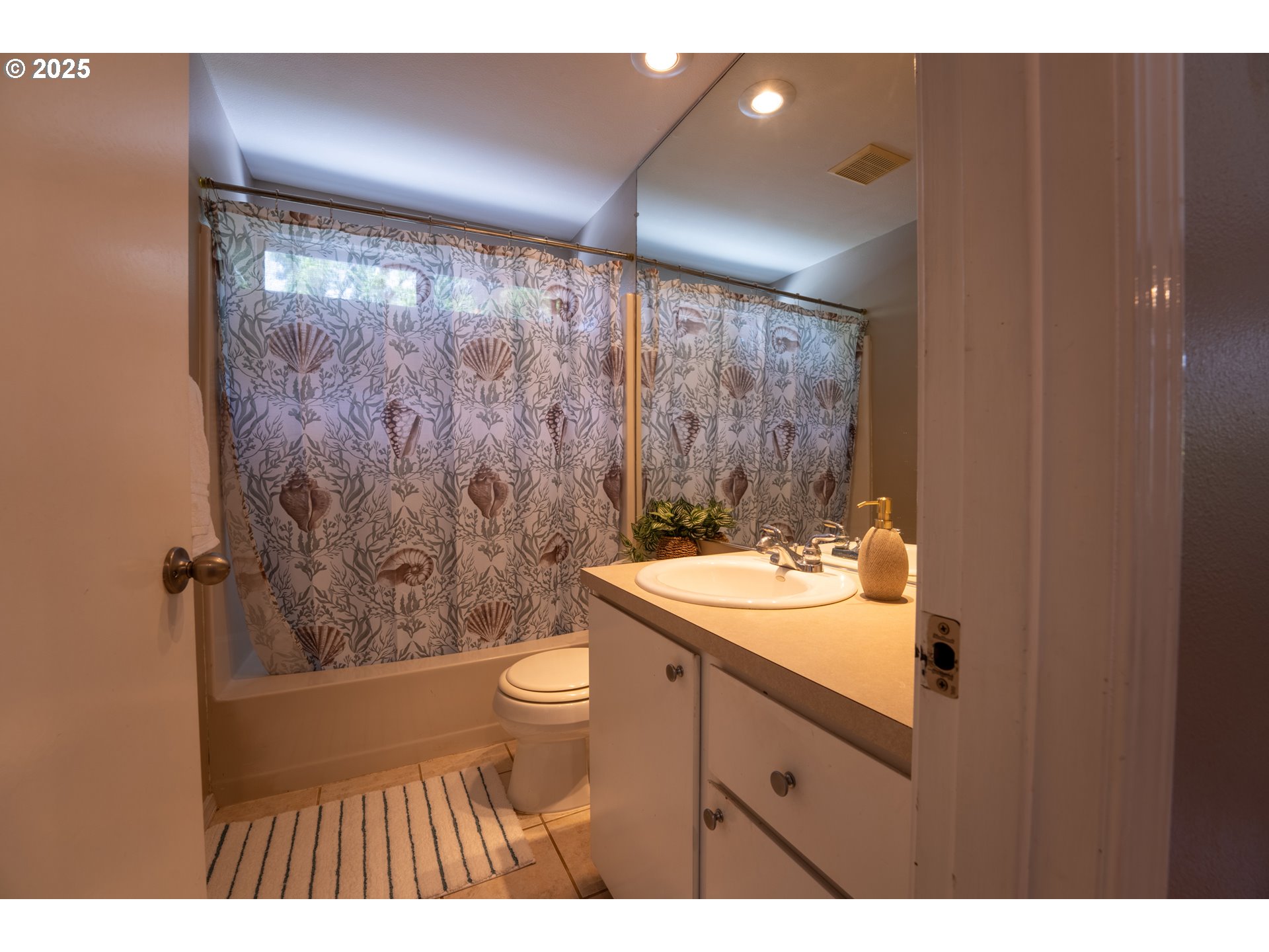 13125 Southwest Falcon Rise Drive Tigard, OR 97223 - Photo 24 of 41 Gallery Image 24