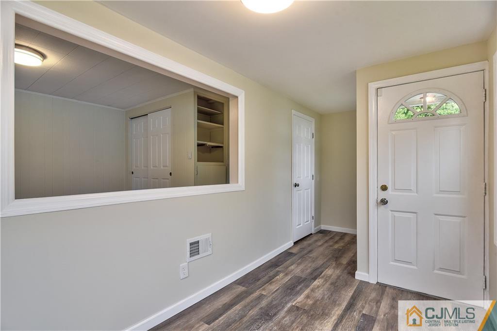 113 Stony Road Edison, NJ 08817 - Photo 10 of 20 a view of an empty room