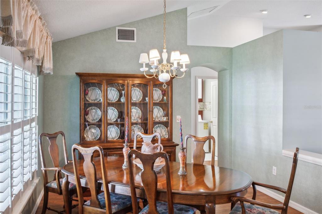 28424 Openfield Loop Wesley Chapel, FL 33543 - Photo 10 of 49 Gallery Image 10