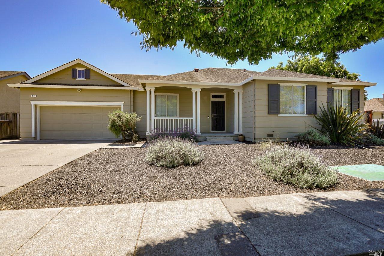 2136 Bellevue Ranch Santa Rosa, CA 95407 - Photo 1 of 1 a front view of a house with garden