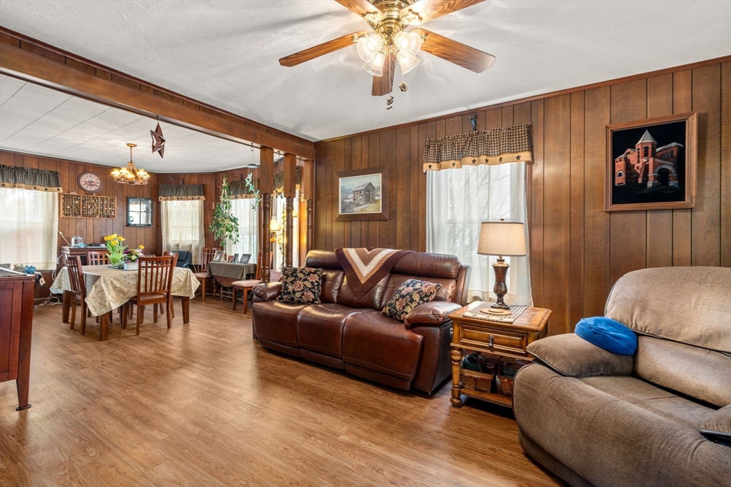 22 Elm Street Methuen, MA 01844 - Photo 4 of 32