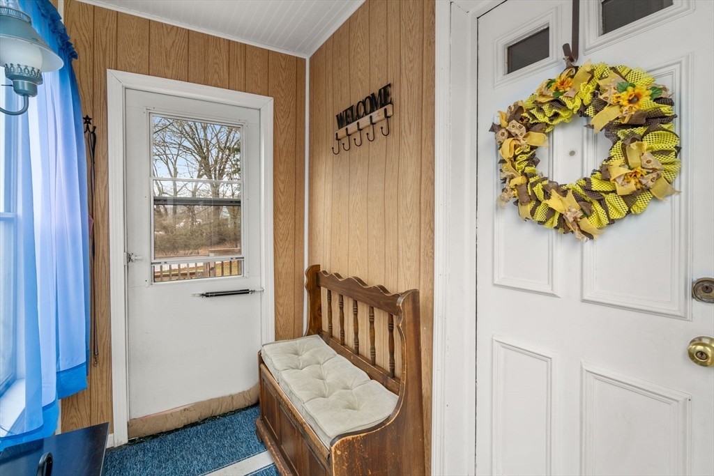 22 Elm Street Methuen, MA 01844 - Photo 7 of 32