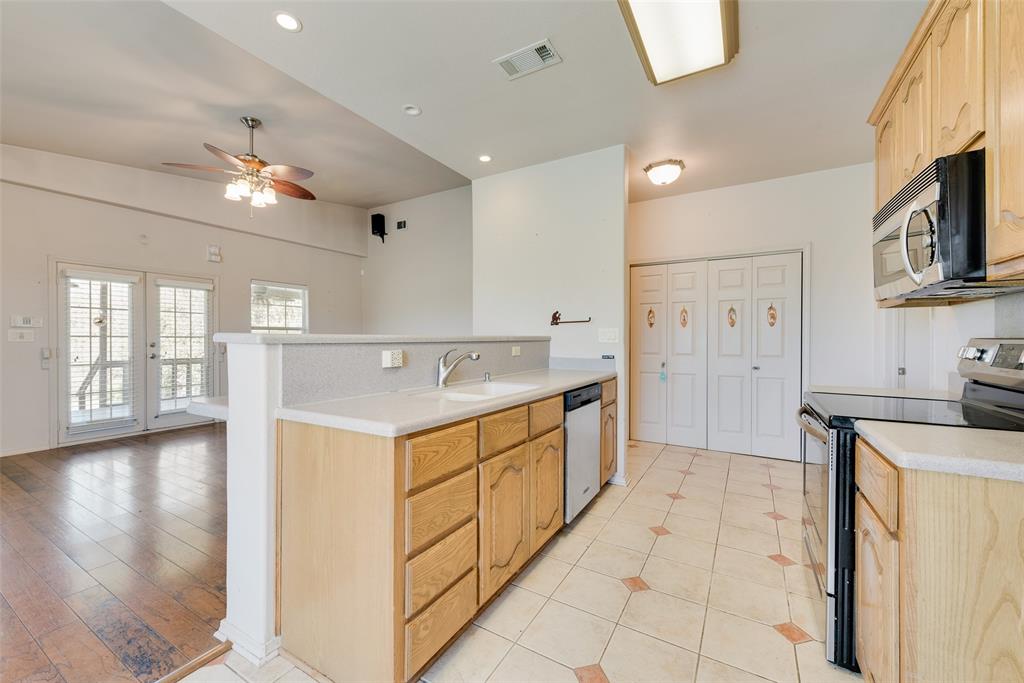 9913 Fm 740 Forney, TX 75126 - Photo 15 of 32
