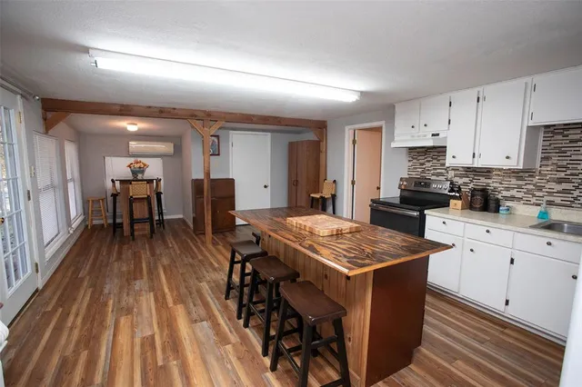 $350,000 | 9051 Lacy Road, Graford, TX 76449