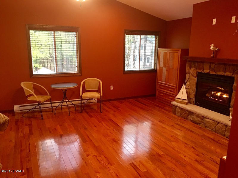 1099 Deer Valley Road Lake Ariel, PA 18436 - Photo 13 of 45