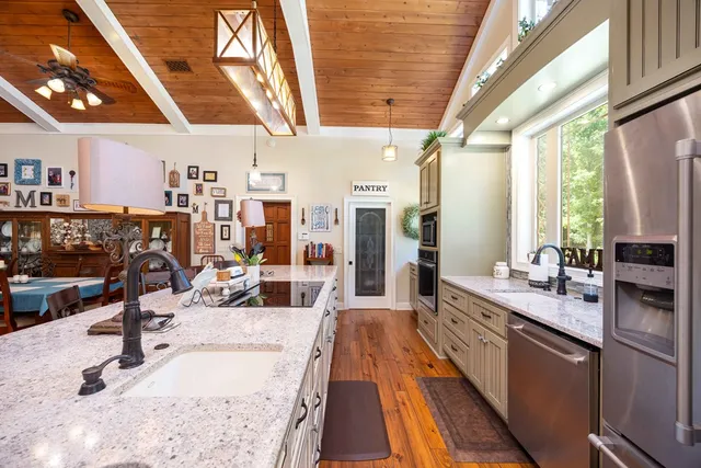 $1,950,000 | 695 Boat Club Road, Hamilton, GA 31811