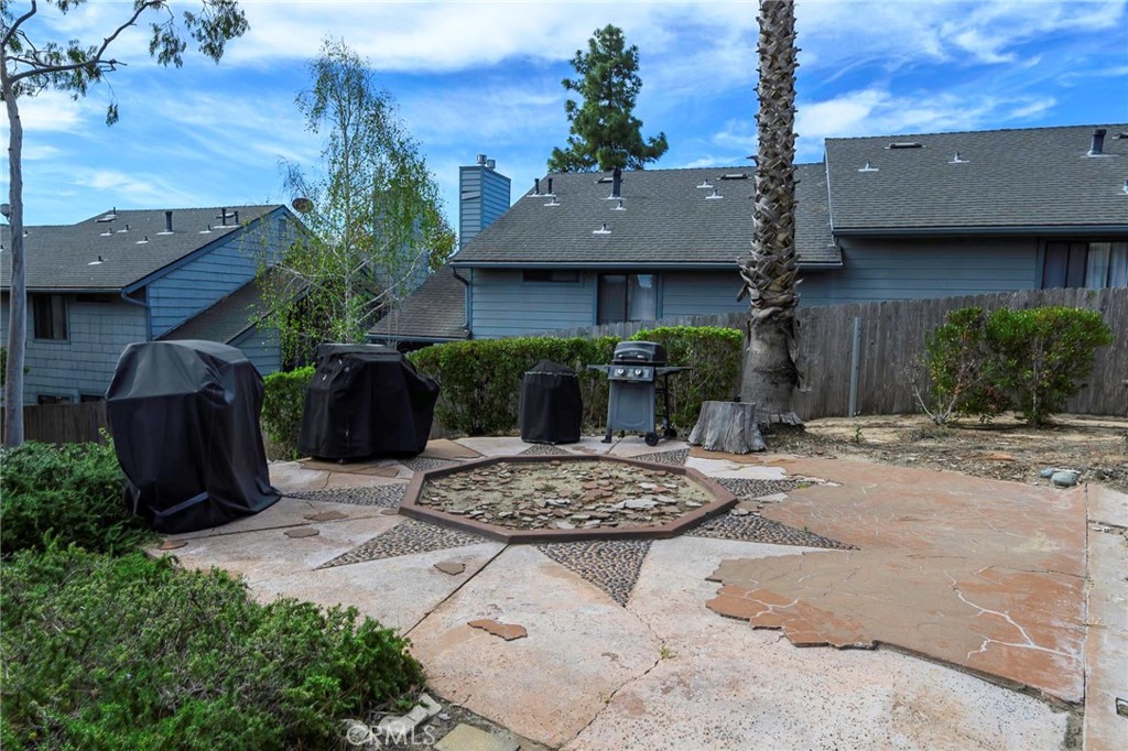 171 Brisco Road, Unit 8 Arroyo Grande, CA 93420 - Photo 12 of 16 Barbecue Area for residents
