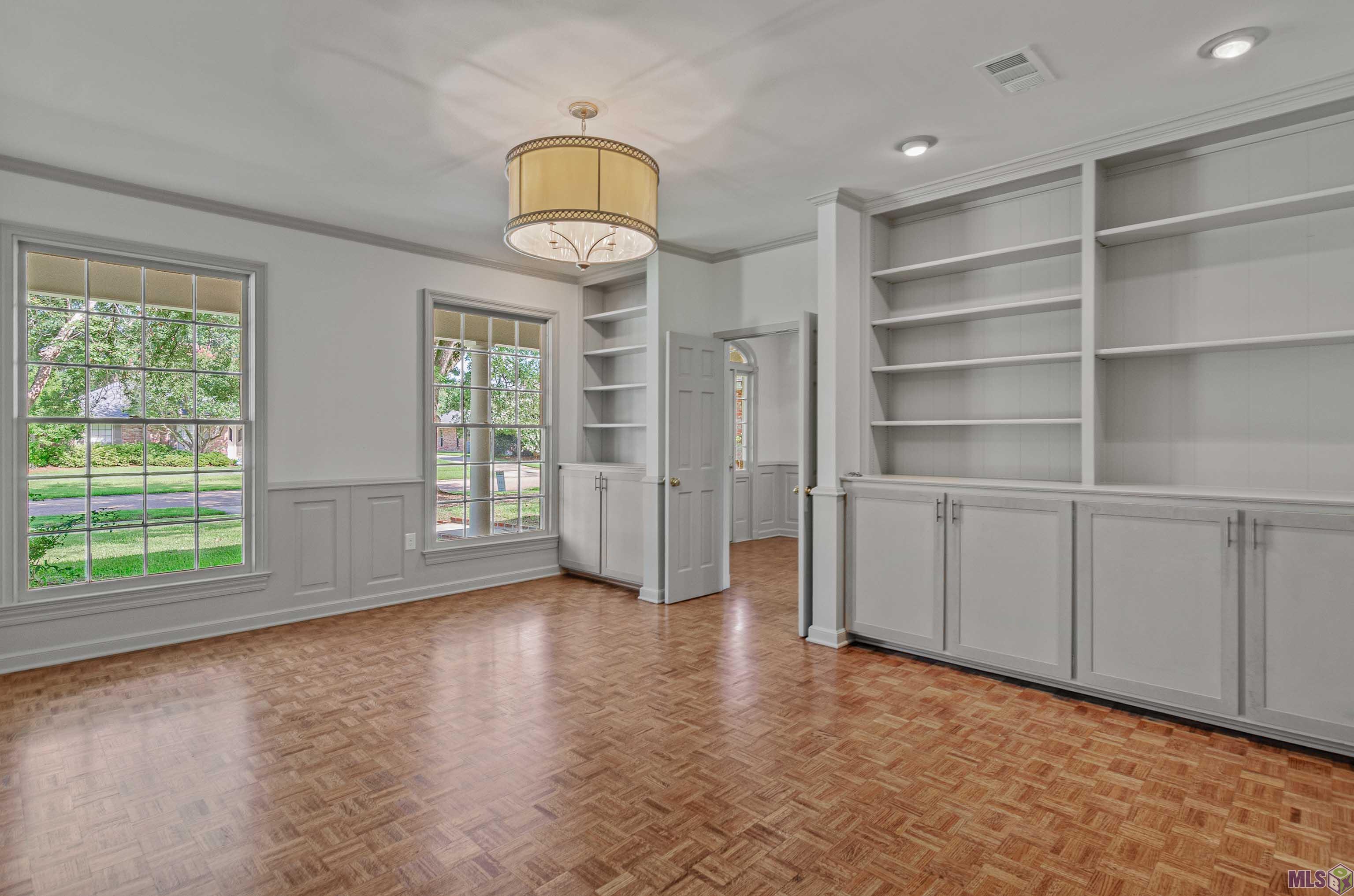 4445 Pine Ridge Drive Baton Rouge, LA 70809 - Photo 10 of 19