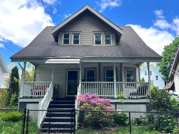 $250,000 | 26 Byron Street, Springfield, MA 01109