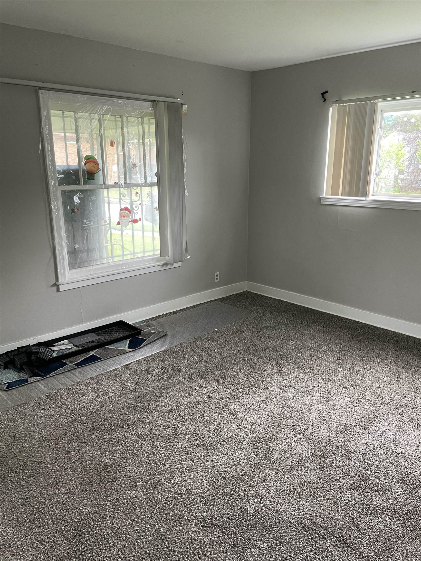 1501 Flushing Road Flint, MI 48504 - Photo 7 of 30 Living Roon