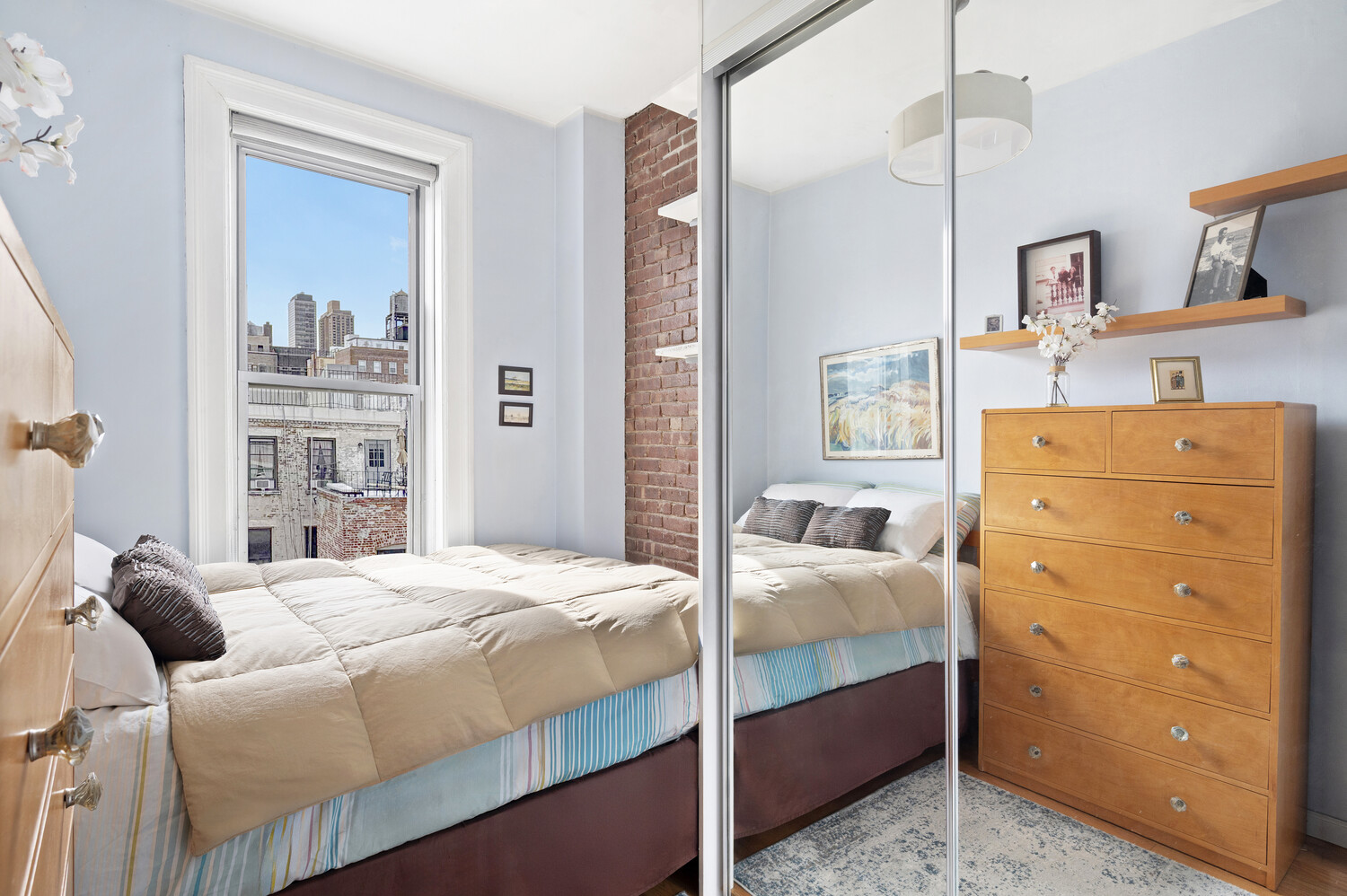 116 West 76th Street, Unit 5R Manhattan, NY 10023 - Photo 13 of 19