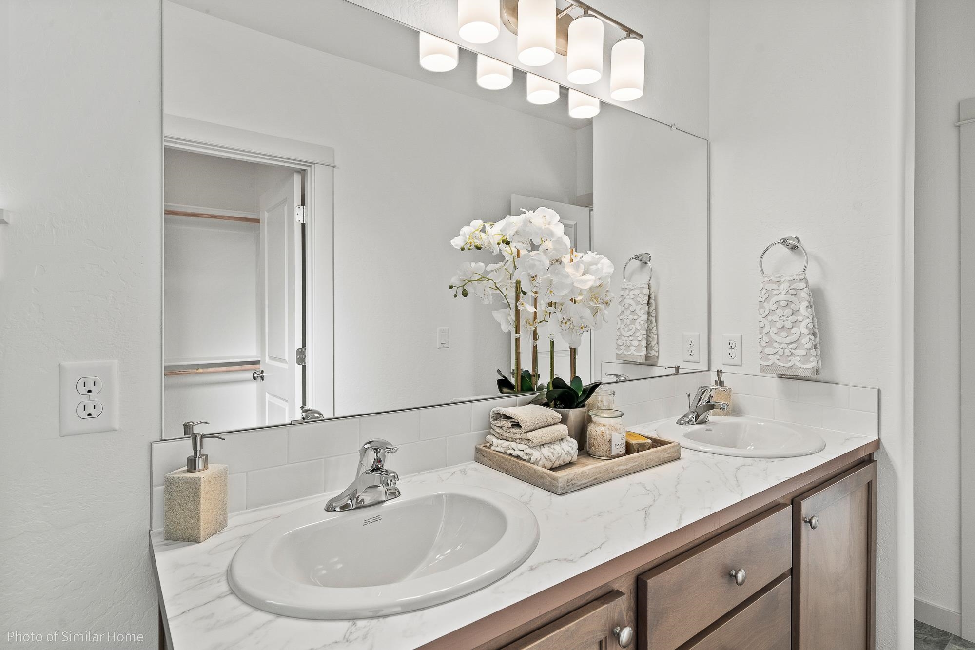 415 North Viewmont Road, Unit 18/2 CANYON Greenacres, WA 99016 - Photo 15 of 18