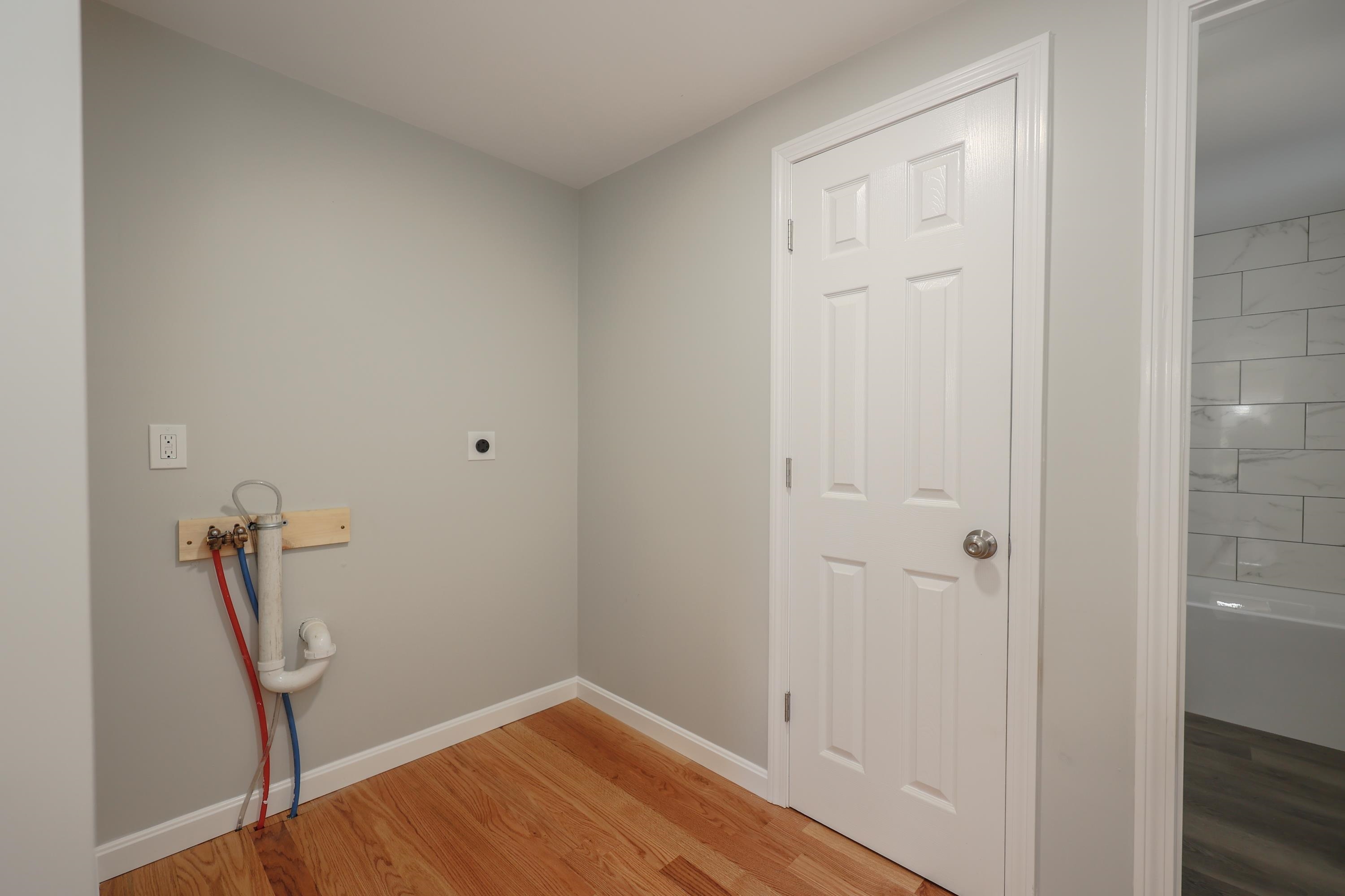 740 Howe Street Manchester, NH 03103 - Photo 21 of 38