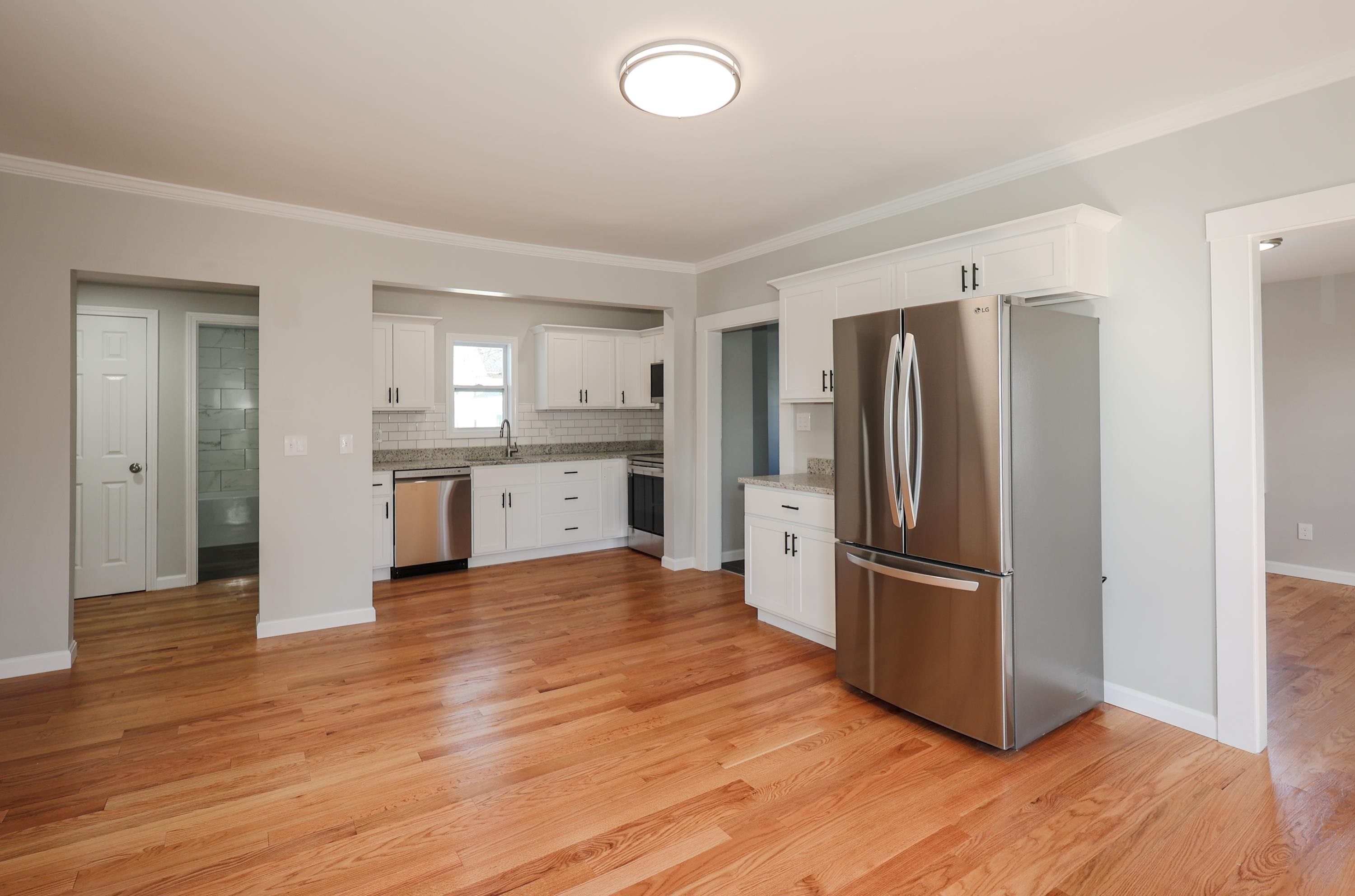740 Howe Street Manchester, NH 03103 - Photo 24 of 38