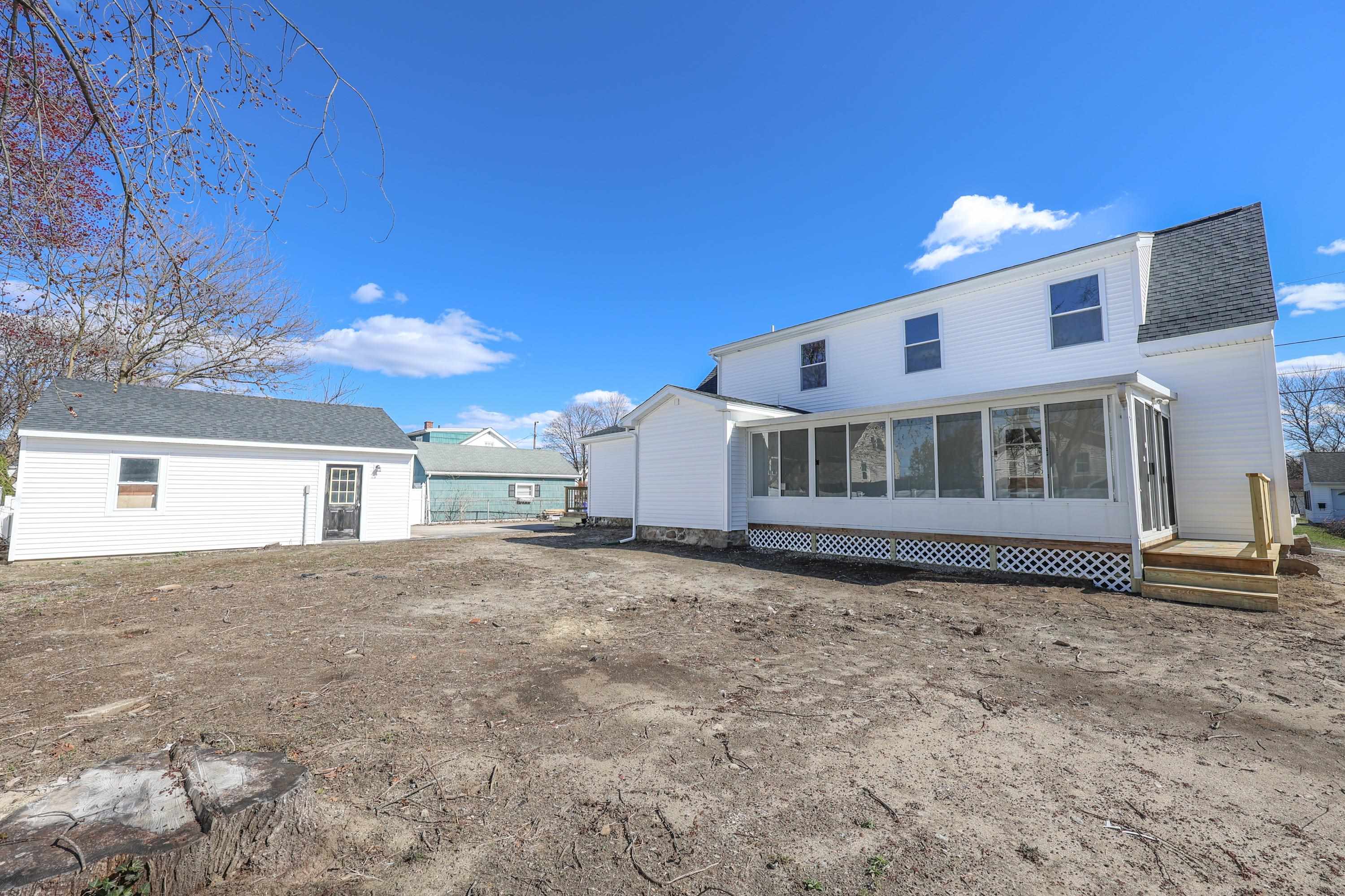 740 Howe Street Manchester, NH 03103 - Photo 27 of 38