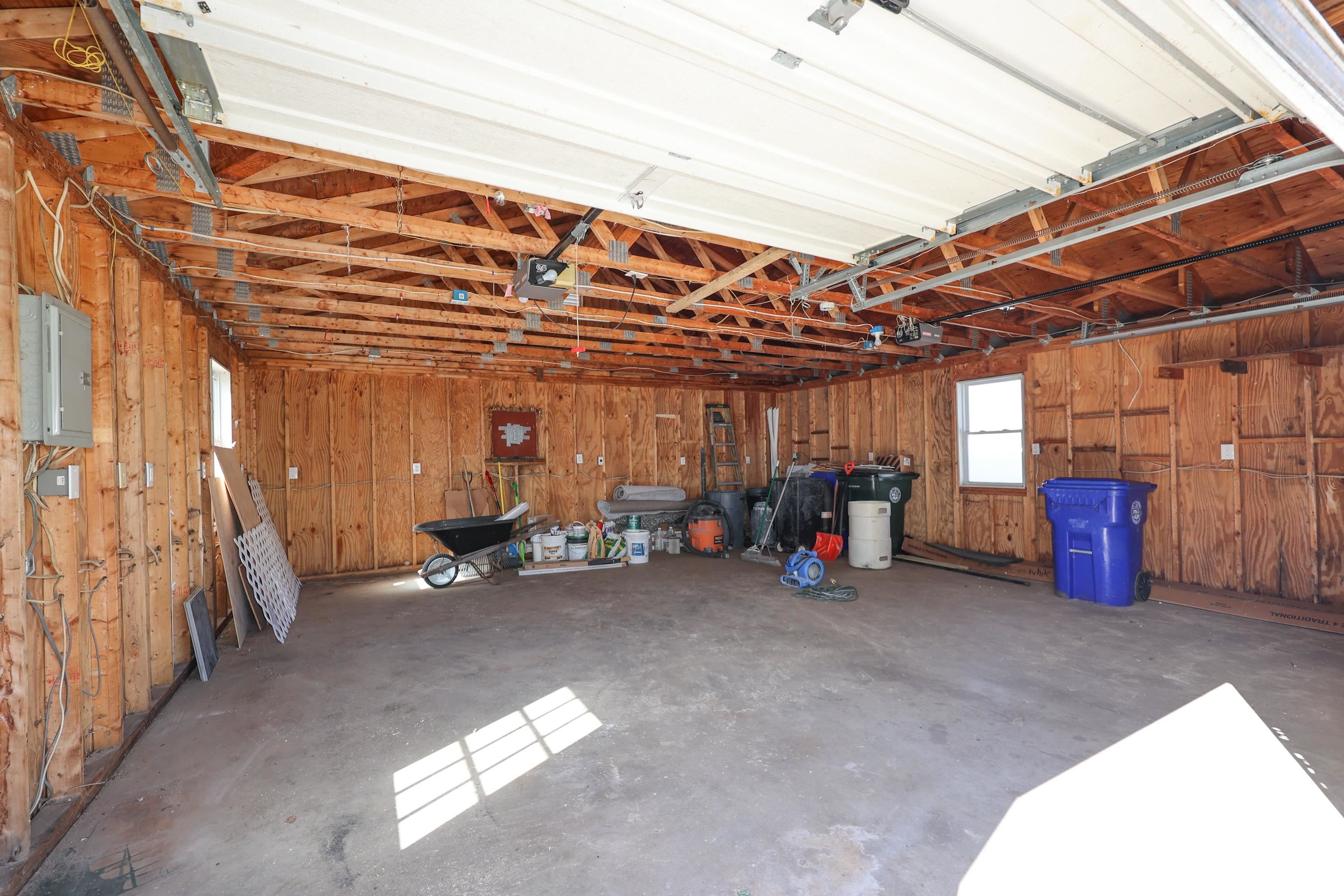 740 Howe Street Manchester, NH 03103 - Photo 29 of 38