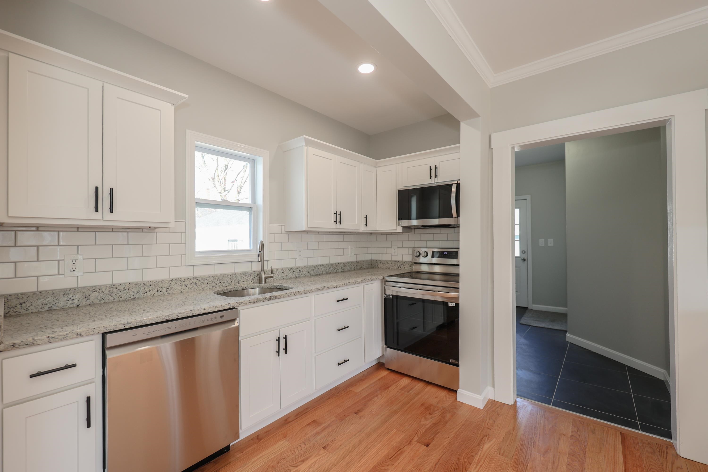 740 Howe Street Manchester, NH 03103 - Photo 34 of 38