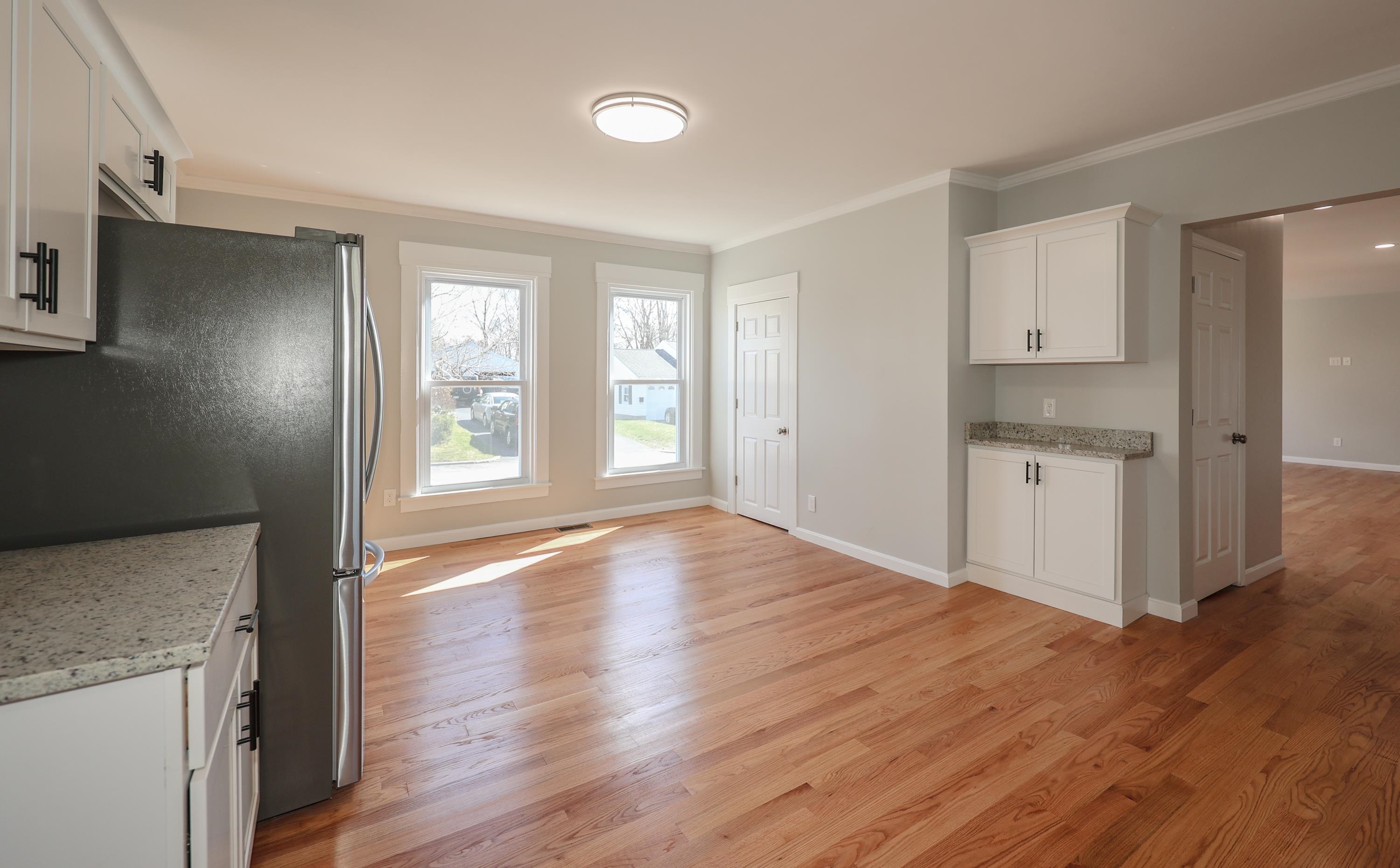 740 Howe Street Manchester, NH 03103 - Photo 35 of 38