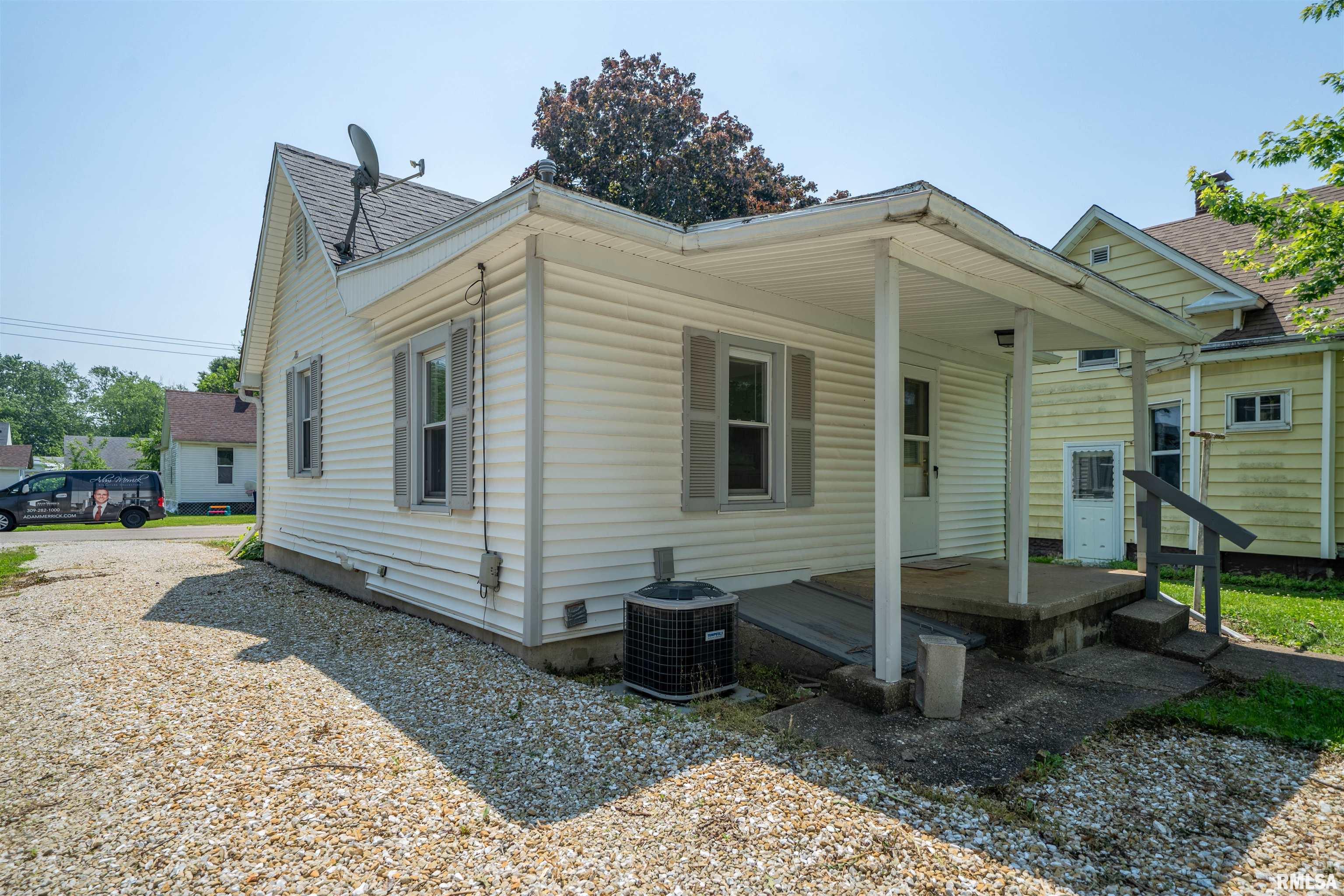 116 South 8th Avenue Canton, IL 61520 - Photo 24 of 26