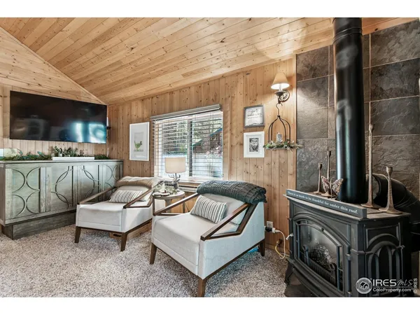 $450,000 | 541 Riverside Drive, Lyons, CO 80540