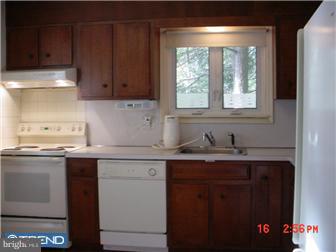 8 Fieldston Road Princeton, NJ 08540 - Photo 3 of 12