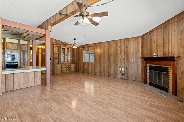 $215,000 | 203 Trailzend Avenue, Overton, NV 89040