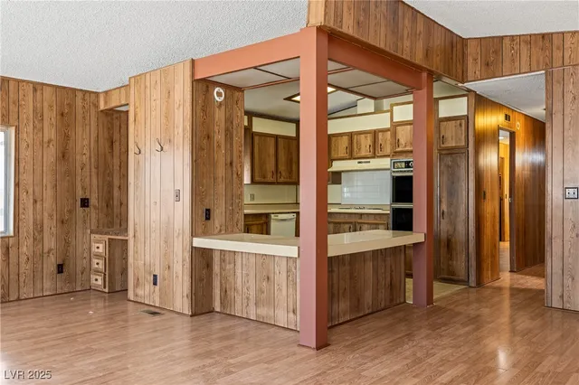 $215,000 | 203 Trailzend Avenue, Overton, NV 89040