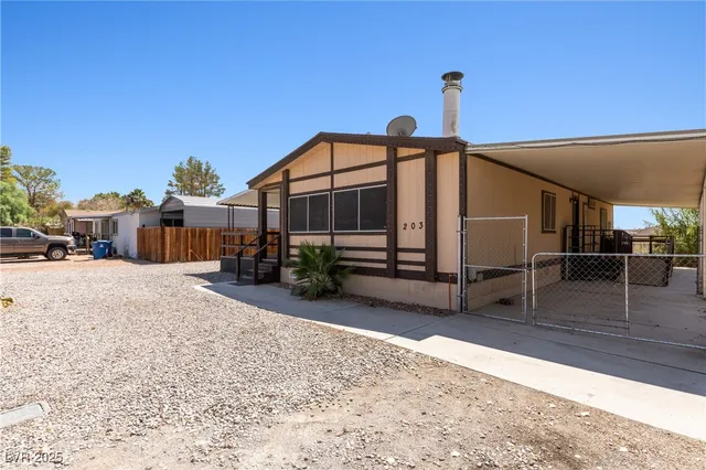 $215,000 | 203 Trailzend Avenue, Overton, NV 89040