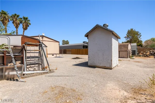 $204,900 | 203 Trailzend Avenue, Overton, NV 89040