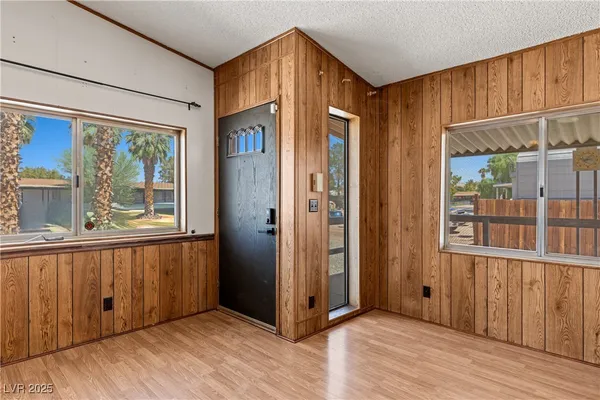 $204,900 | 203 Trailzend Avenue, Overton, NV 89040