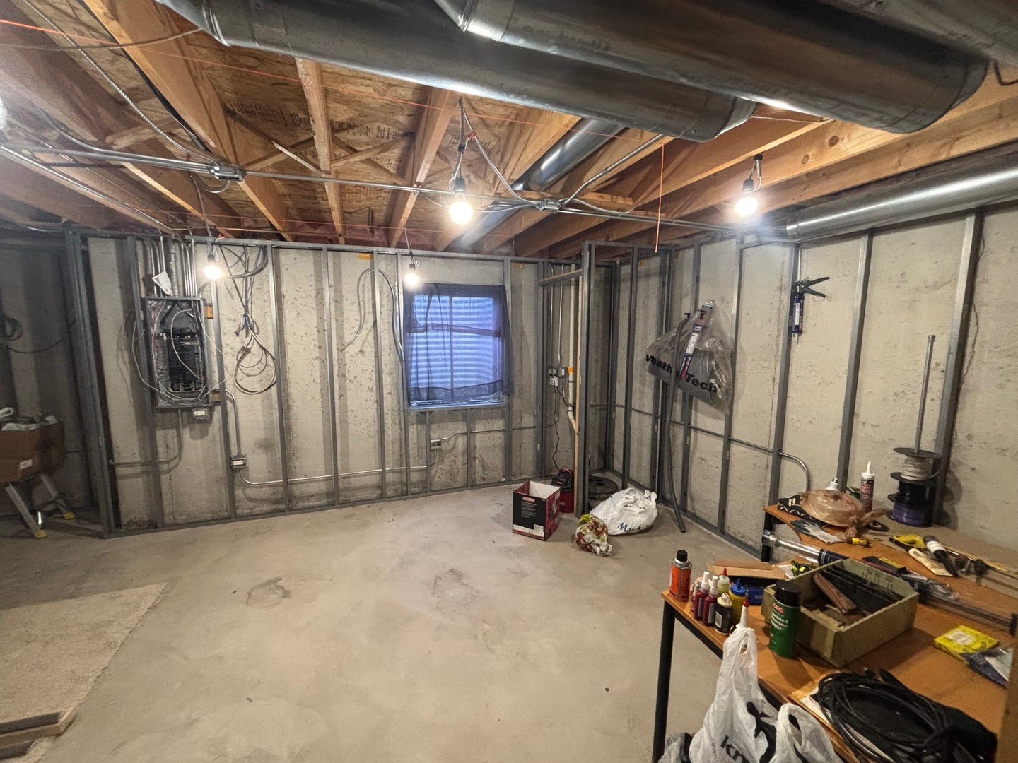 655 Chestnut Ridge Minooka, IL 60447 - Photo 16 of 21 a view of a room with gym equipment