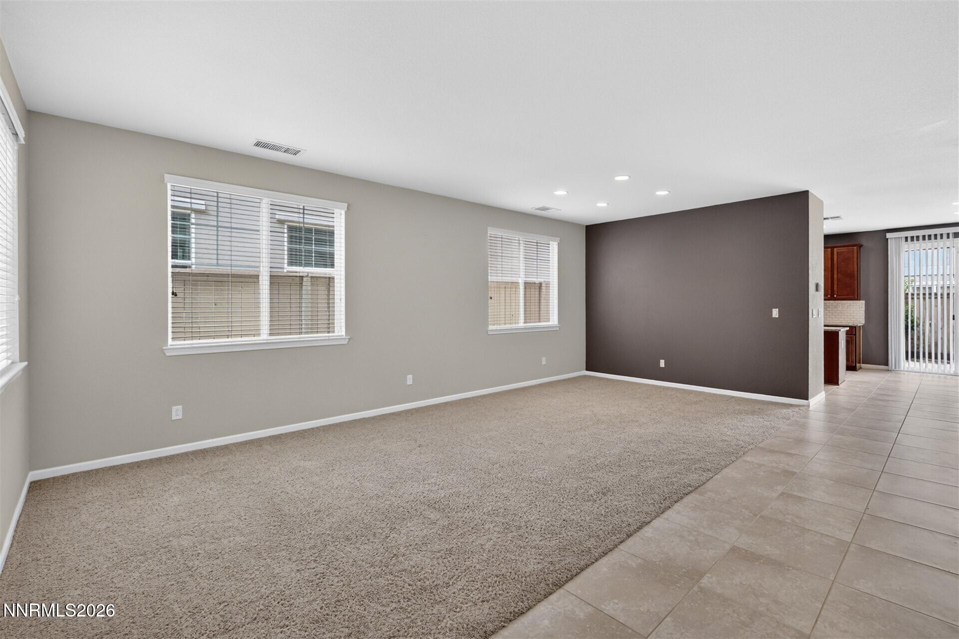 10855 Pebble Hill Drive Reno, NV 89521 - Photo 7 of 38 25-DSC_4298
