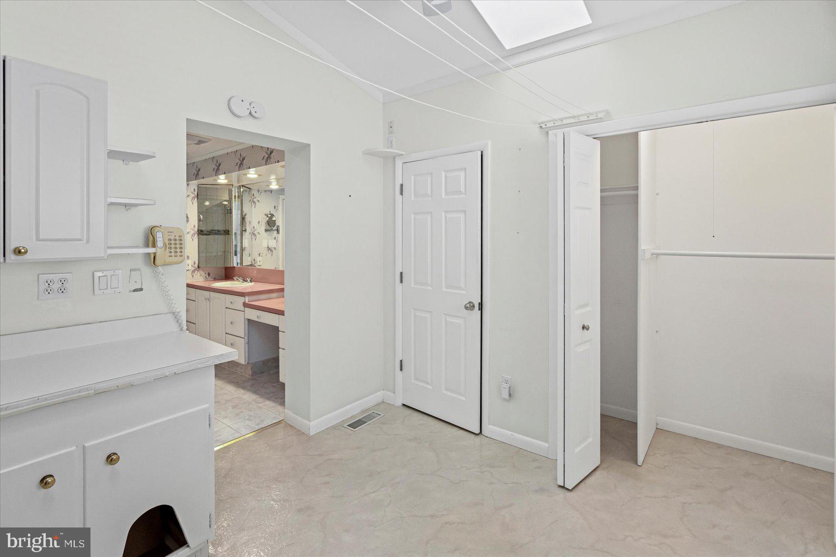 1004 Dunblane Road Baltimore, MD 21286 - Photo 37 of 60 Utility Room