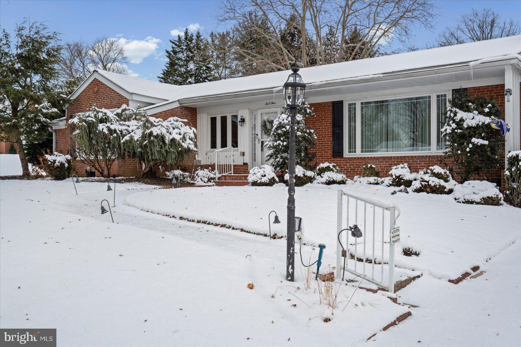 1004 Dunblane Road Baltimore, MD 21286 - Photo 4 of 60 Exterior Front