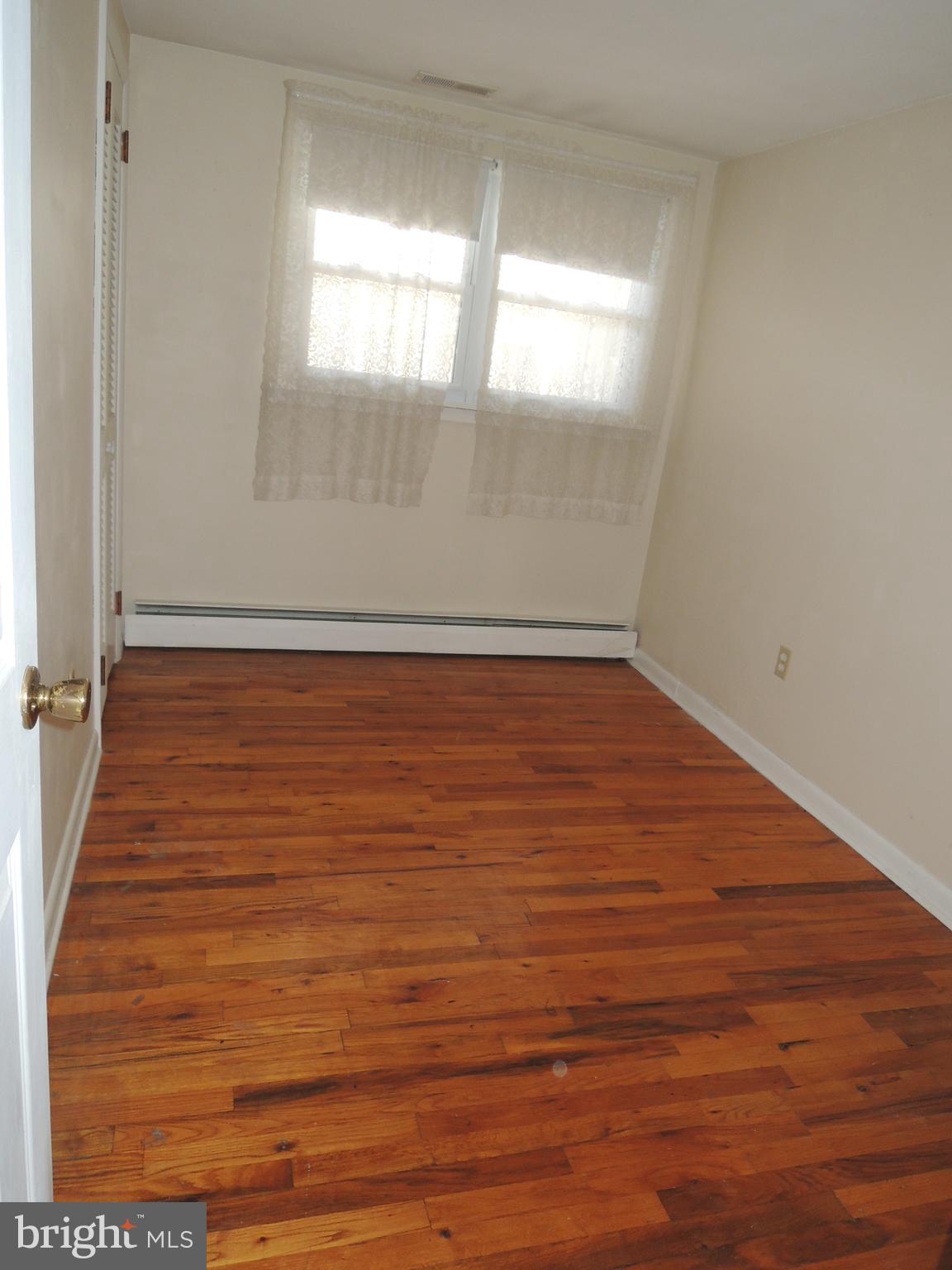 1520 Foster Road Warminster, PA 18974 - Photo 12 of 32 Bedroom 3 or office/study