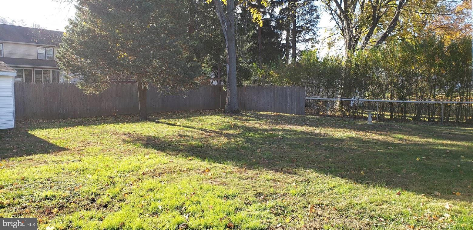 1520 Foster Road Warminster, PA 18974 - Photo 22 of 32 Plenty of room for outdoor activities.