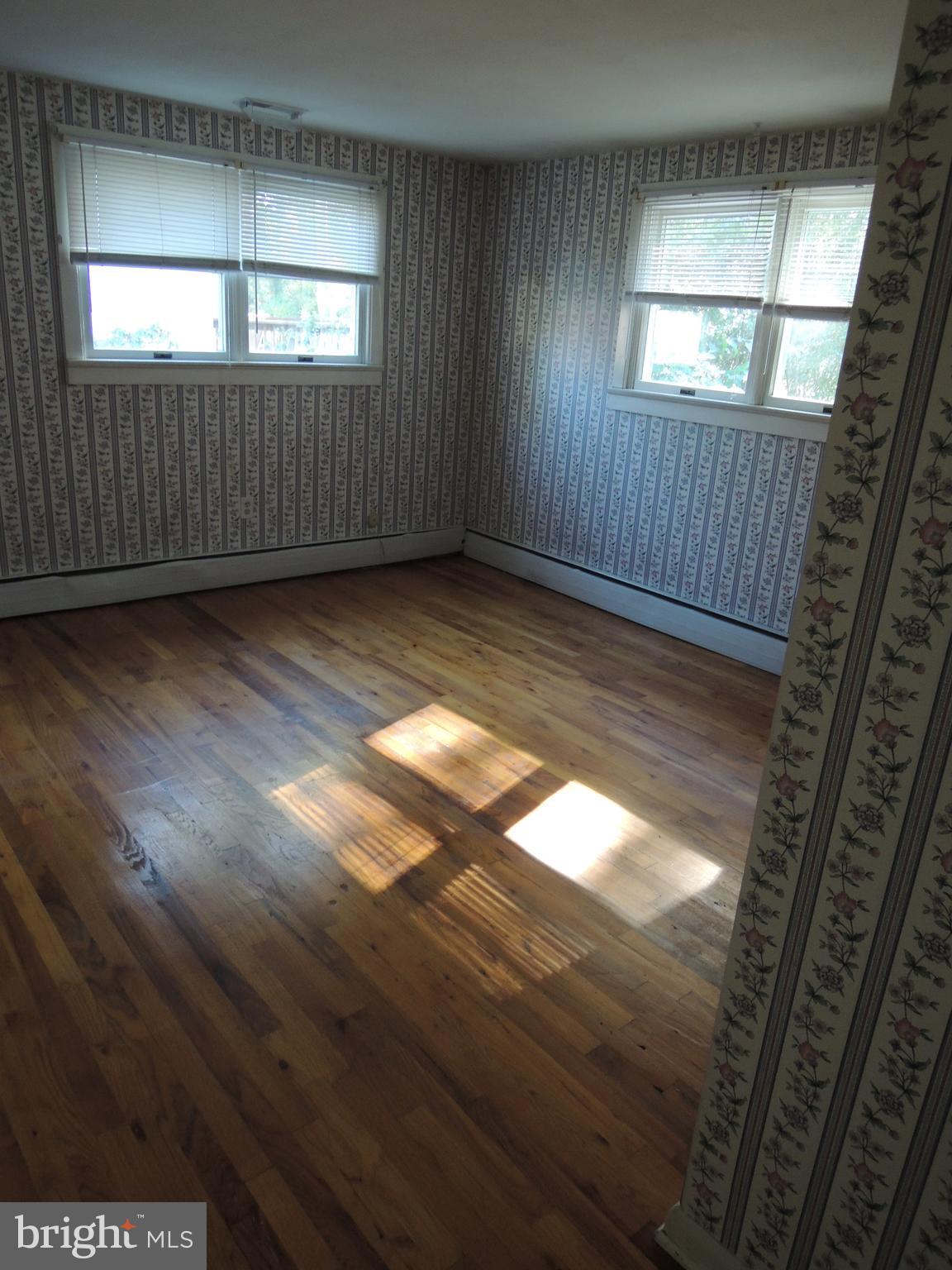 1520 Foster Road Warminster, PA 18974 - Photo 9 of 32 Sun-filled bedroom windows