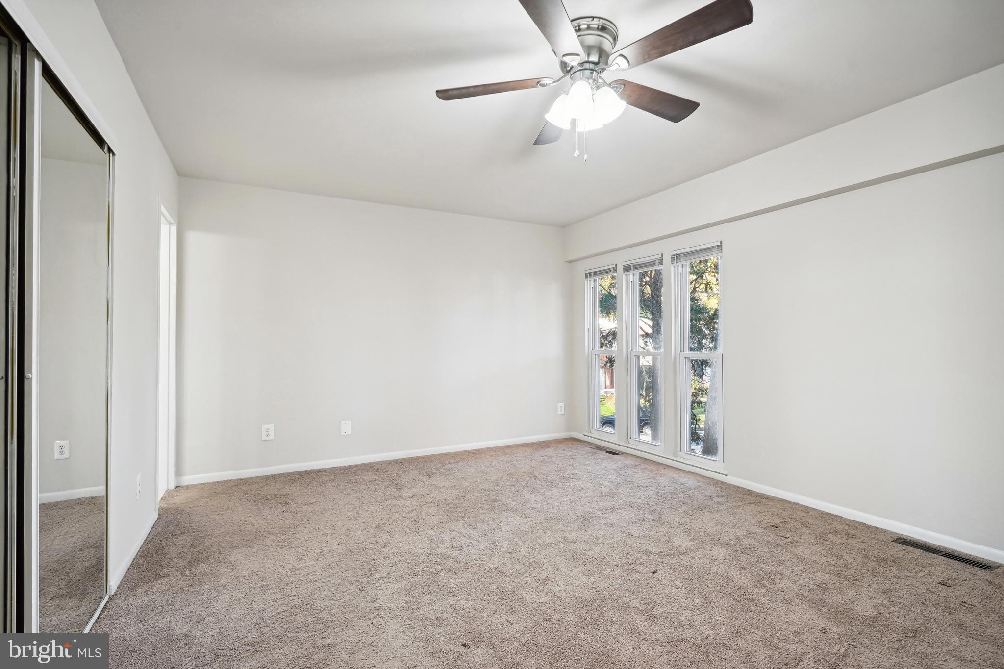 6349 Rockshire Street Alexandria, VA 22315 - Photo 15 of 37