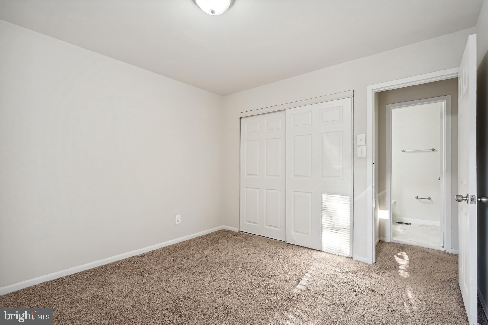 6349 Rockshire Street Alexandria, VA 22315 - Photo 17 of 37