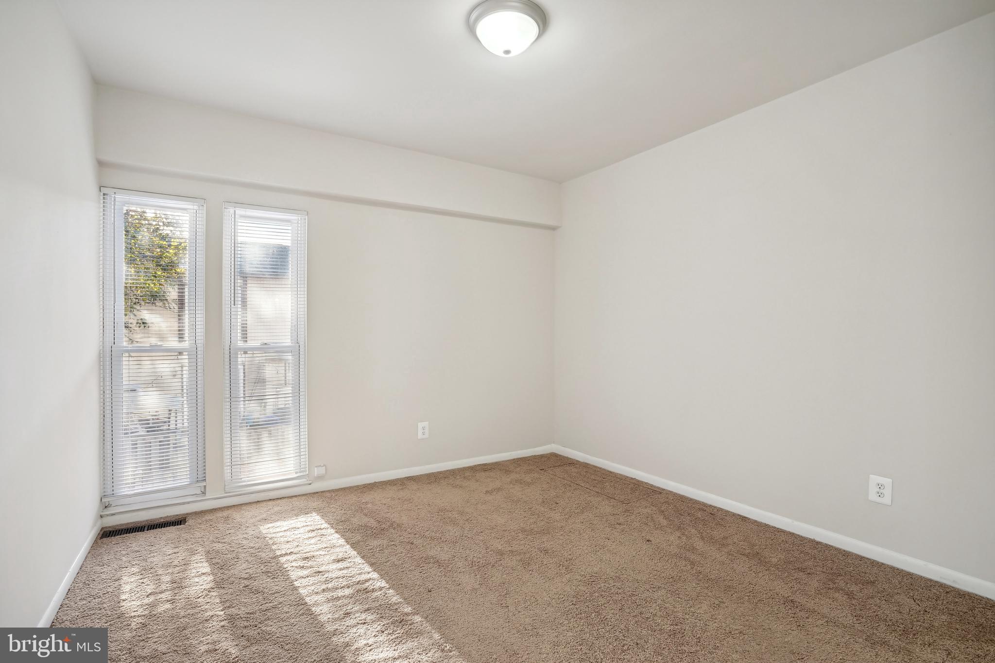 6349 Rockshire Street Alexandria, VA 22315 - Photo 19 of 37