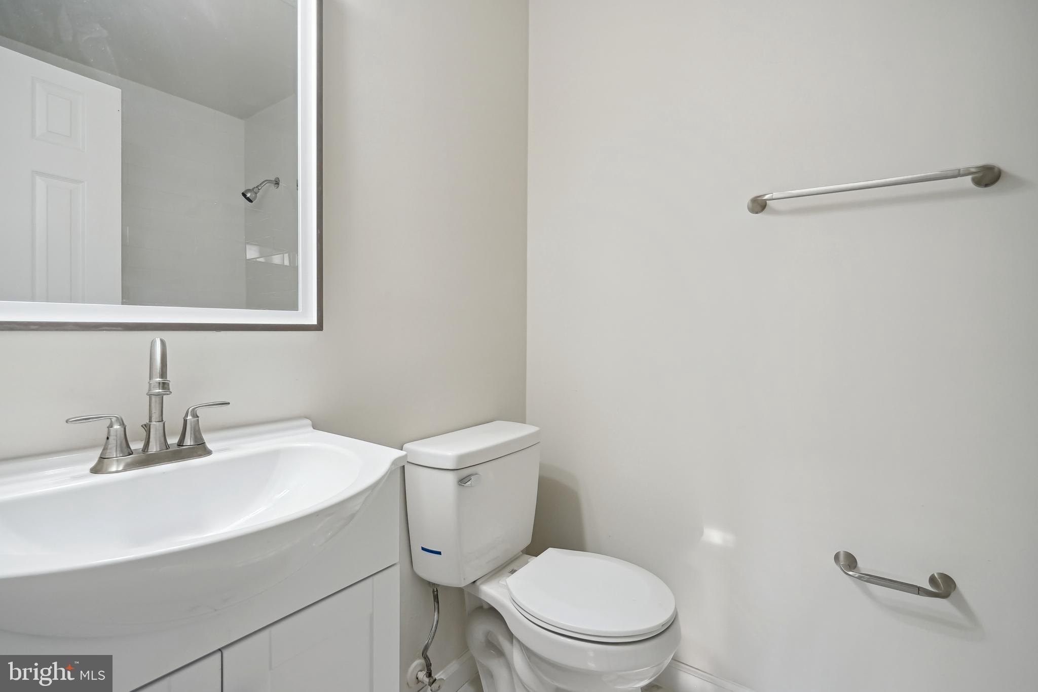 6349 Rockshire Street Alexandria, VA 22315 - Photo 22 of 37