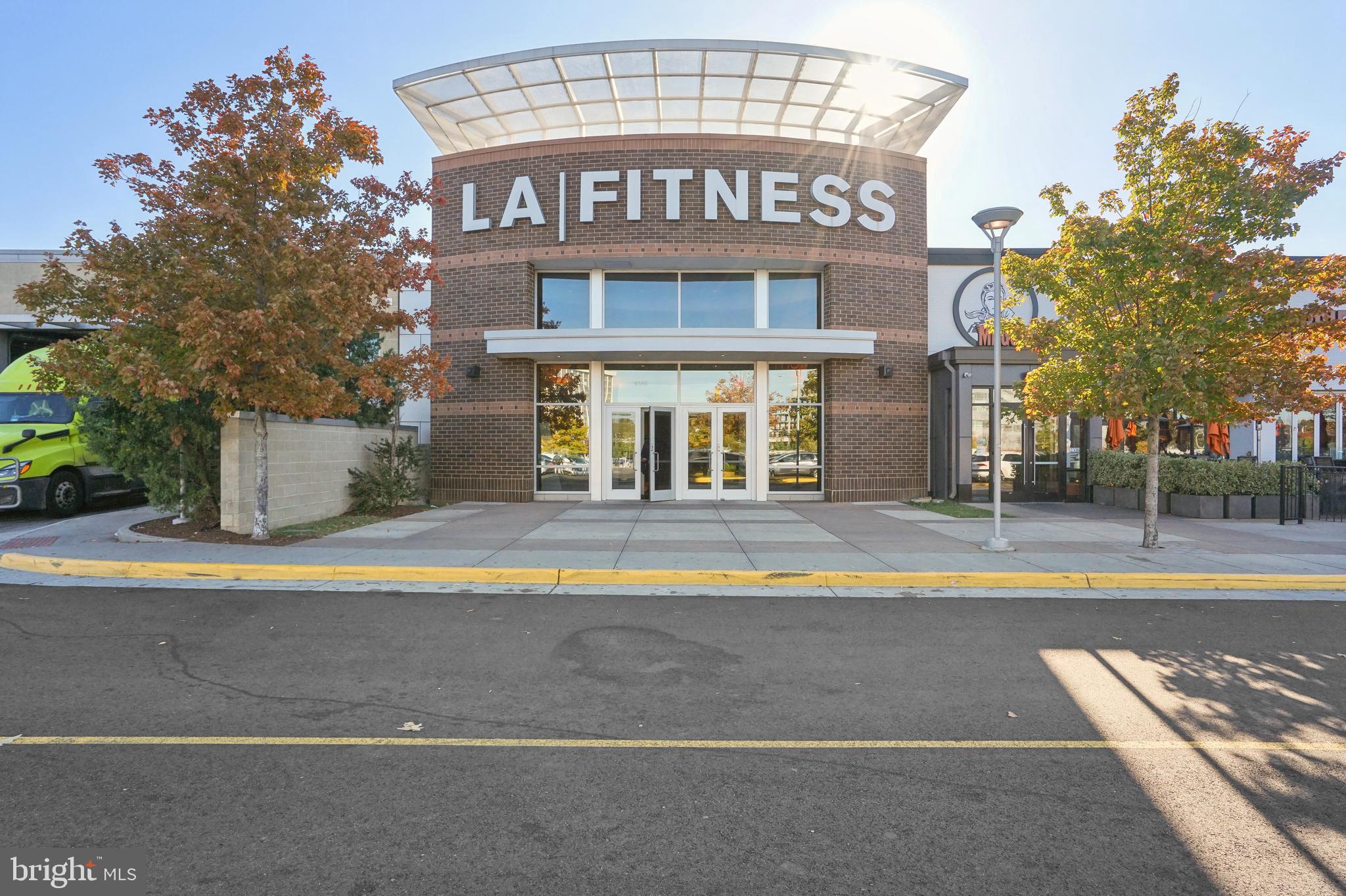 6349 Rockshire Street Alexandria, VA 22315 - Photo 25 of 37