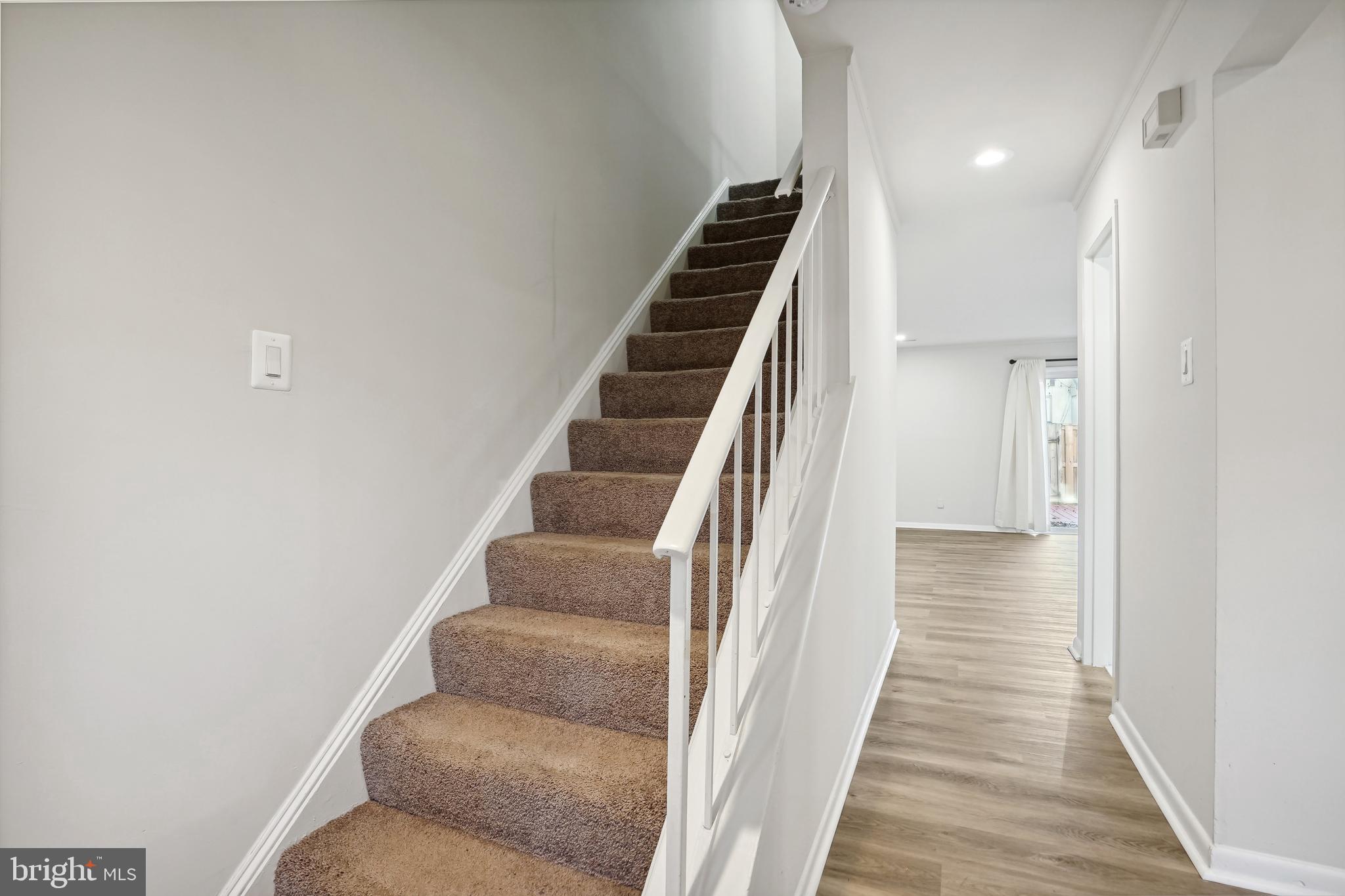 6349 Rockshire Street Alexandria, VA 22315 - Photo 3 of 37