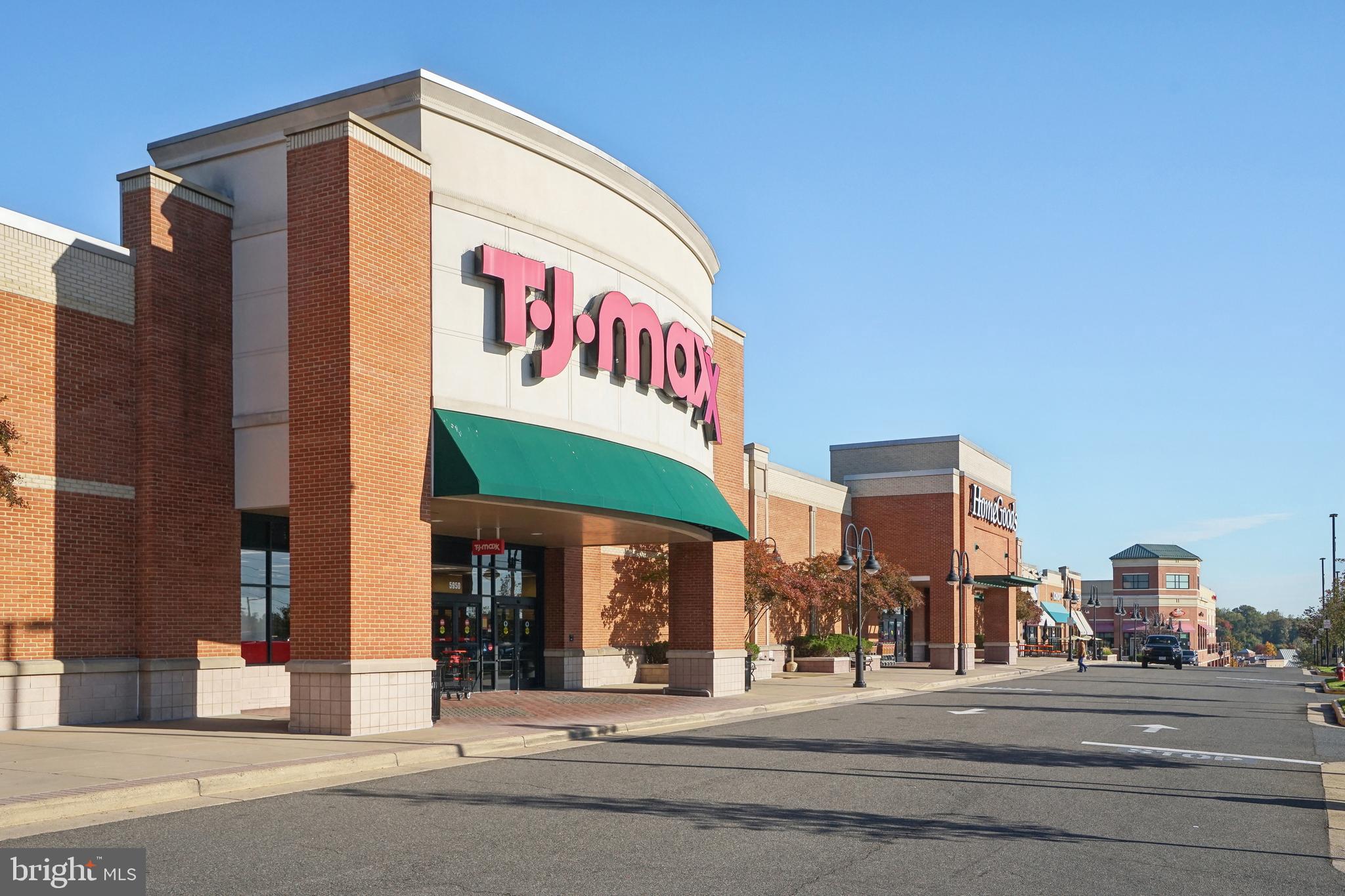 6349 Rockshire Street Alexandria, VA 22315 - Photo 33 of 37