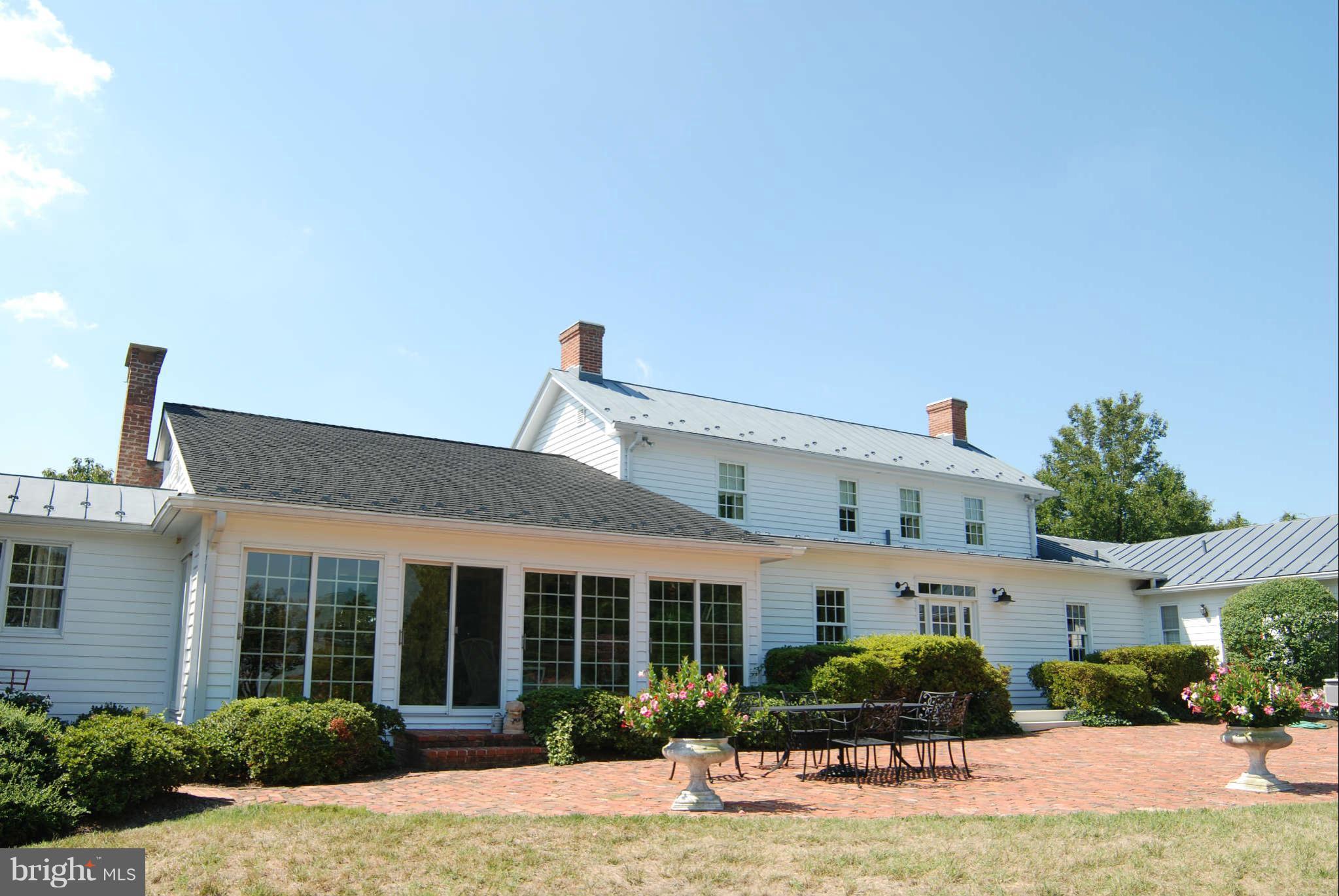 11090 Mt Victoria Road Newburg, MD 20664 - Photo 12 of 29 Exterior (Rear)