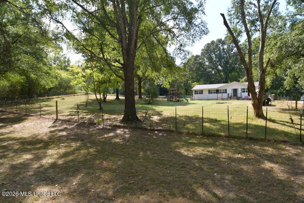 725 Shinault Road Byhalia, MS 38611 - Photo 2 of 39 One Acre