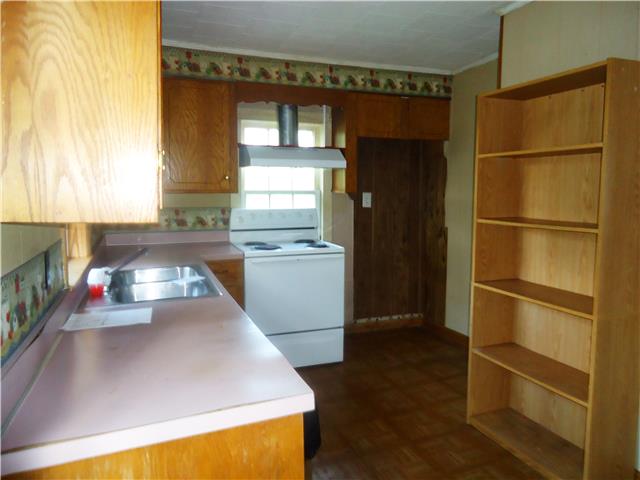 1090 Rogers Road Lewisburg, TN 37091 - Photo 8 of 14 Gallery Image 8