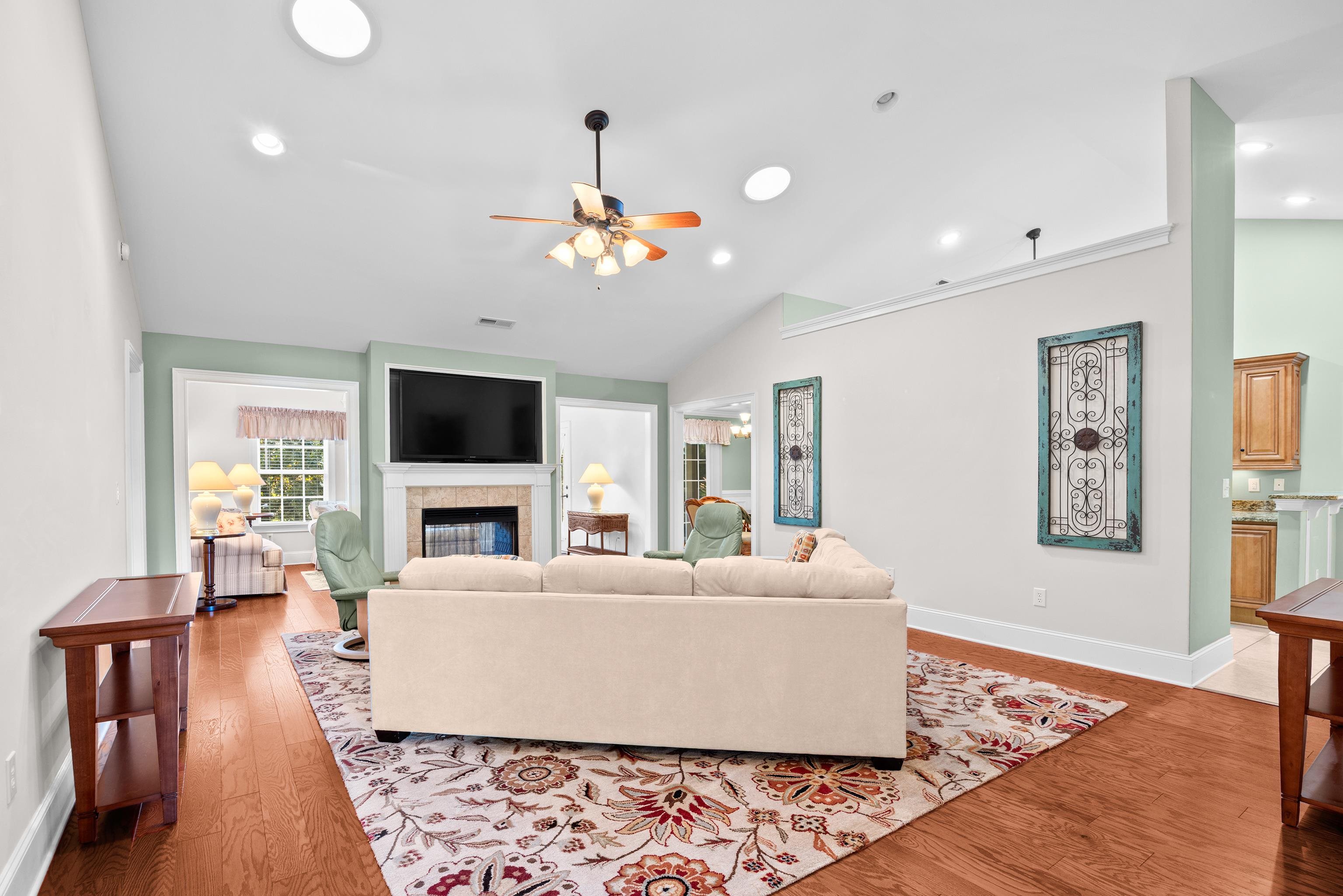 504 Harrington Court Murrells Inlet, SC 29576 - Photo 6 of 47