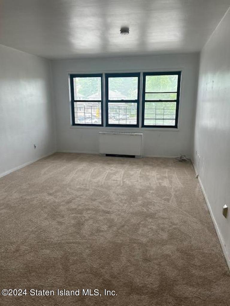 1000 Clove Road, Unit 3H Staten Island, NY 10301 - Photo 7 of 7 living