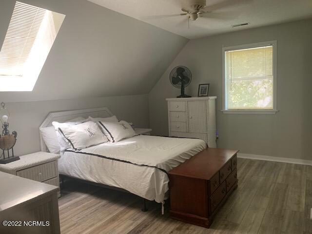 5112 B Greenville Loop Road, Unit B Wilmington, NC 28409 - Photo 14 of 16 upstairs bedroom